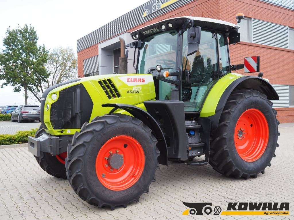 Claas Arion 610 CIS - Traktors: foto 1 Claas Arion 610 CIS - Traktors: foto 1