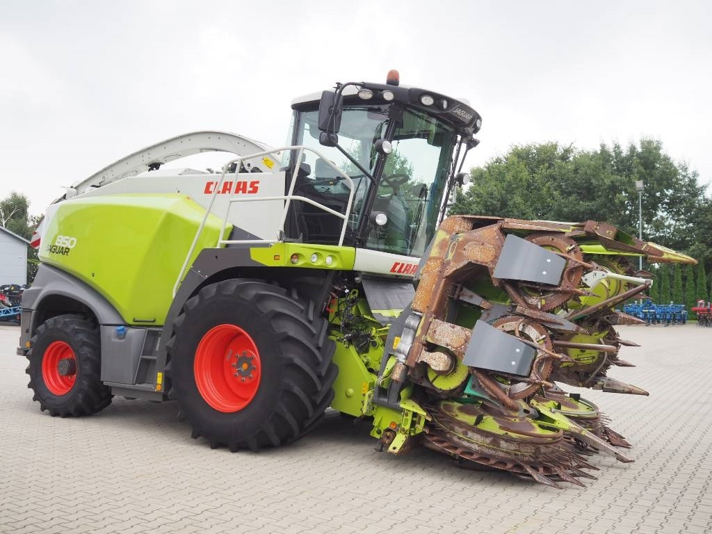 Claas Jaguar 850 4WD + Orbis 600 SD - Lopbarības kombains: foto 4 Claas Jaguar 850 4WD + Orbis 600 SD - Lopbarības kombains: foto 4