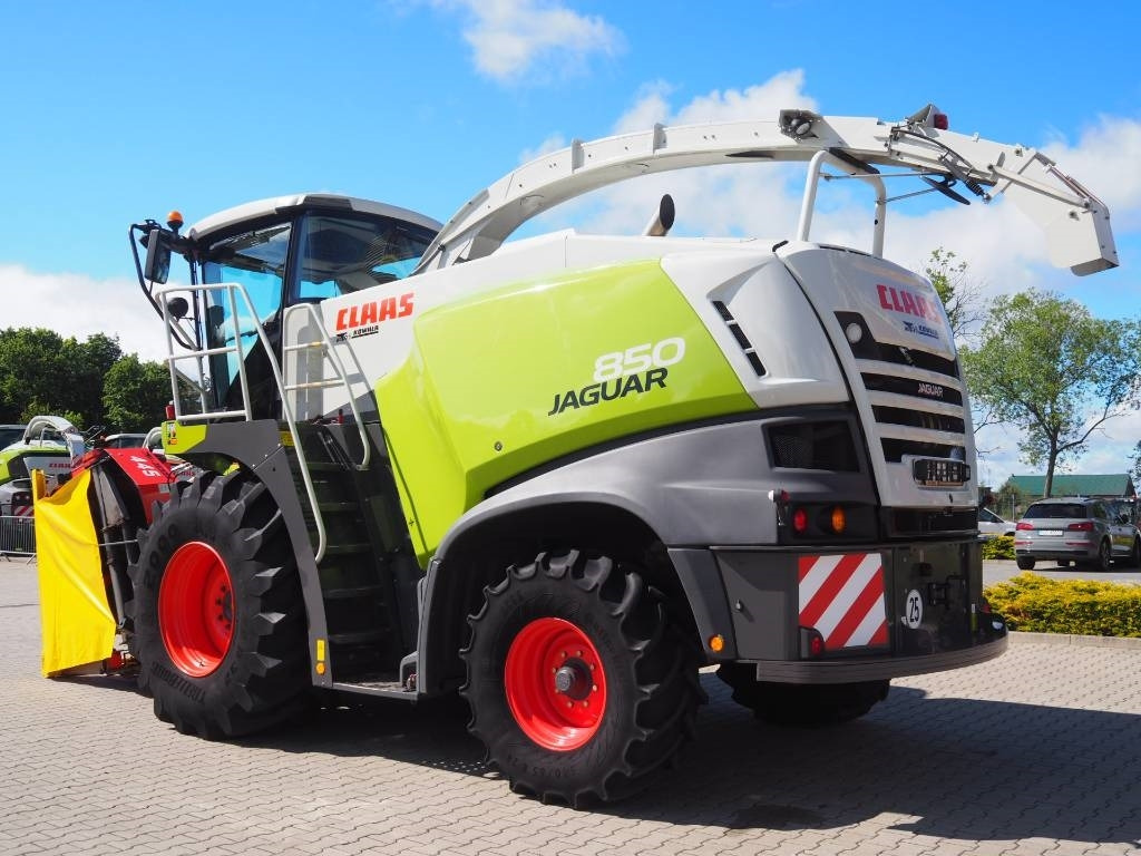 Claas Jaguar 850 + Kemper 445 - Lopbarības kombains: foto 2 Claas Jaguar 850 + Kemper 445 - Lopbarības kombains: foto 2