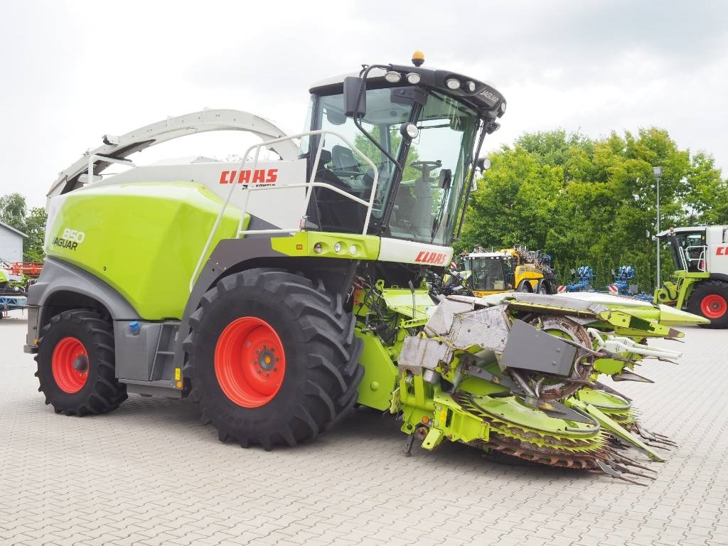 Claas Jaguar 850 + Orbis 450 - Lopbarības kombains: foto 4 Claas Jaguar 850 + Orbis 450 - Lopbarības kombains: foto 4