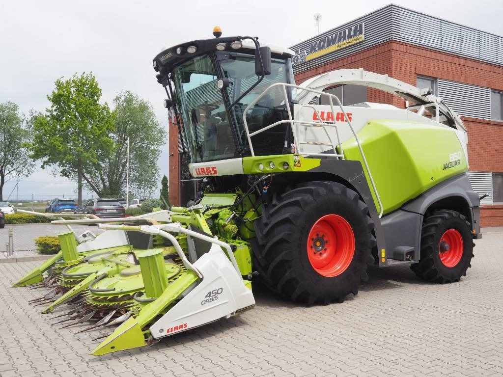Claas Jaguar 850 + Orbis 450 - Lopbarības kombains: foto 5 Claas Jaguar 850 + Orbis 450 - Lopbarības kombains: foto 5