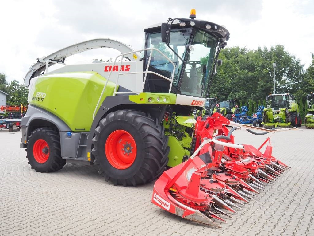 Claas Jaguar 870 + Kemper 360 Plus - Lopbarības kombains: foto 4 Claas Jaguar 870 + Kemper 360 Plus - Lopbarības kombains: foto 4