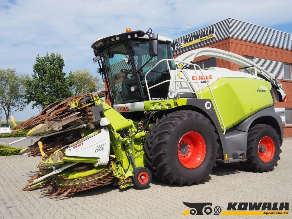 Claas Jaguar 950 4WD + Orbis 750 - Lopbarības kombains: foto 1 Claas Jaguar 950 4WD + Orbis 750 - Lopbarības kombains: foto 1
