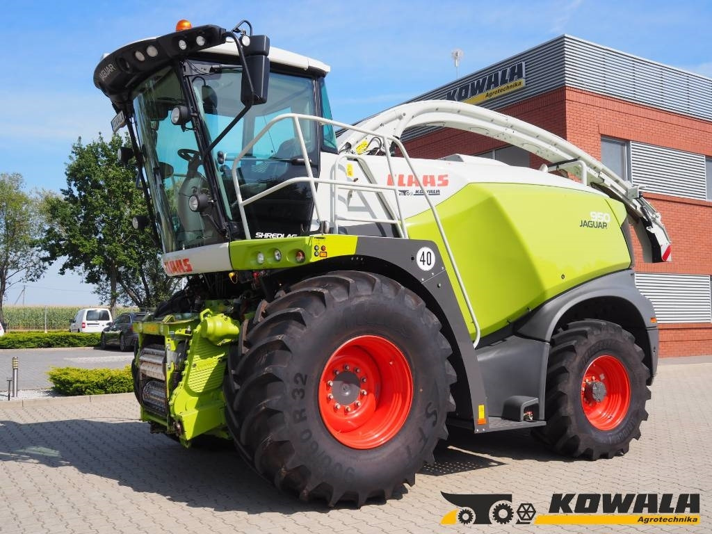 Claas Jaguar 950 4WD - Lopbarības kombains: foto 1 Claas Jaguar 950 4WD - Lopbarības kombains: foto 1