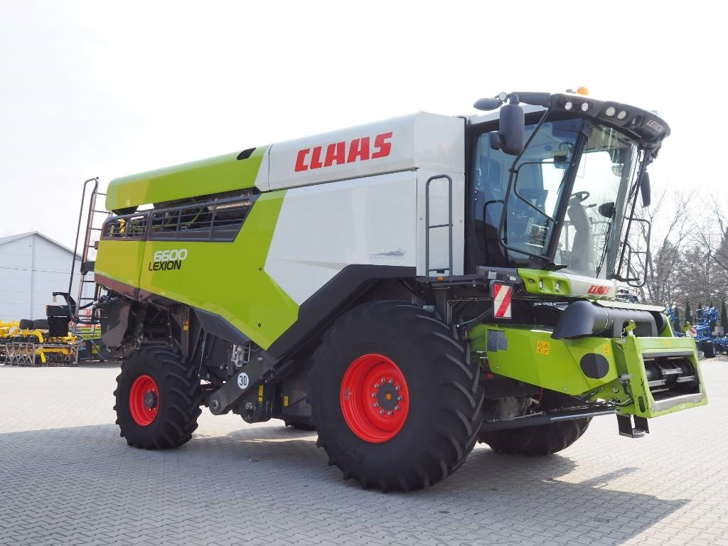 Claas Lexion 6600 GPS + V770 - Labības kombains: foto 4 Claas Lexion 6600 GPS + V770 - Labības kombains: foto 4