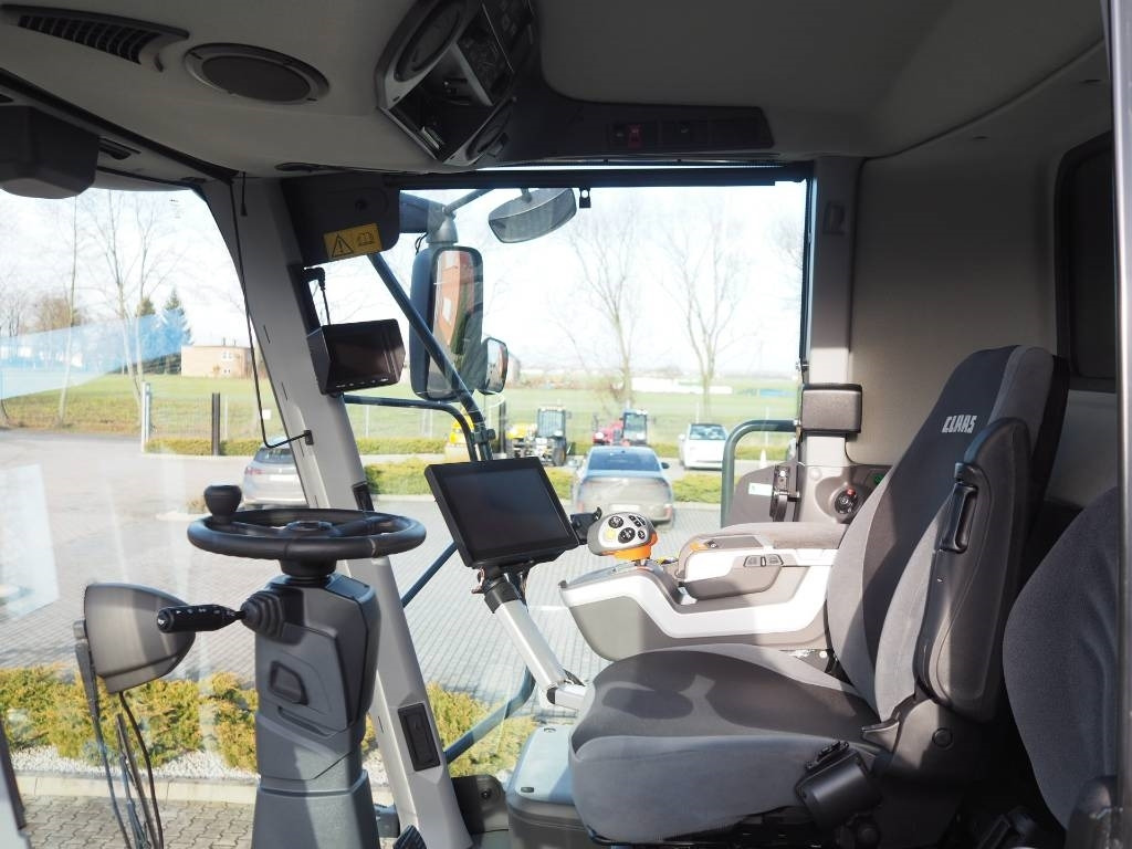 Claas Lexion 6700 + V930 - Labības kombains: foto 5 Claas Lexion 6700 + V930 - Labības kombains: foto 5