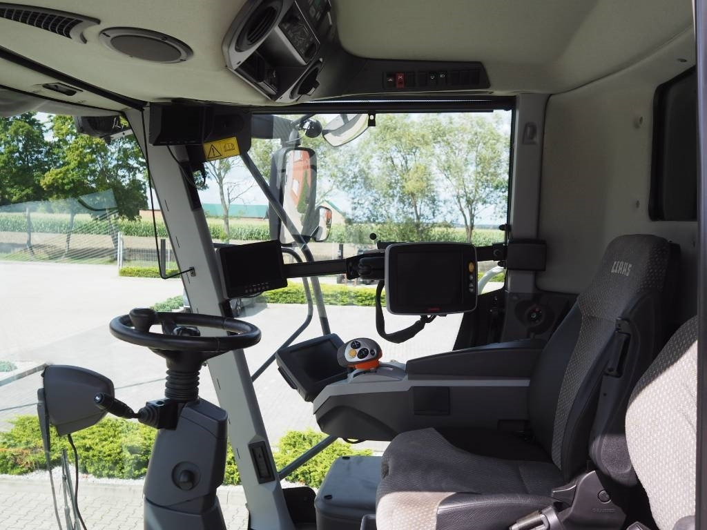 Claas Lexion 750 GPS + V770 - Labības kombains: foto 5 Claas Lexion 750 GPS + V770 - Labības kombains: foto 5