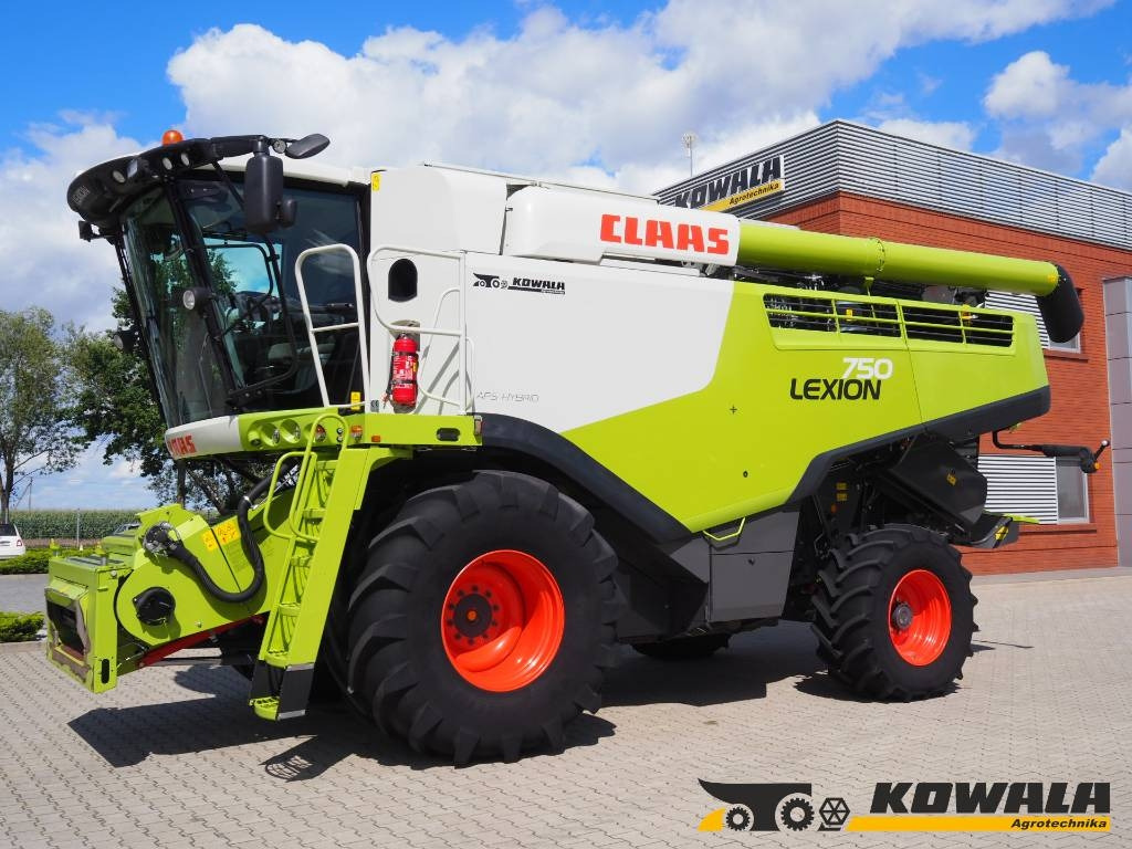 Claas Lexion 750 GPS + V770 - Labības kombains: foto 1 Claas Lexion 750 GPS + V770 - Labības kombains: foto 1