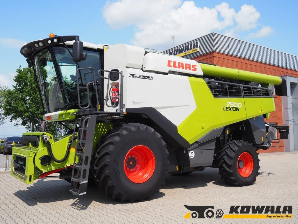 Claas Lexion 7500 + V930 - Labības kombains: foto 1 Claas Lexion 7500 + V930 - Labības kombains: foto 1