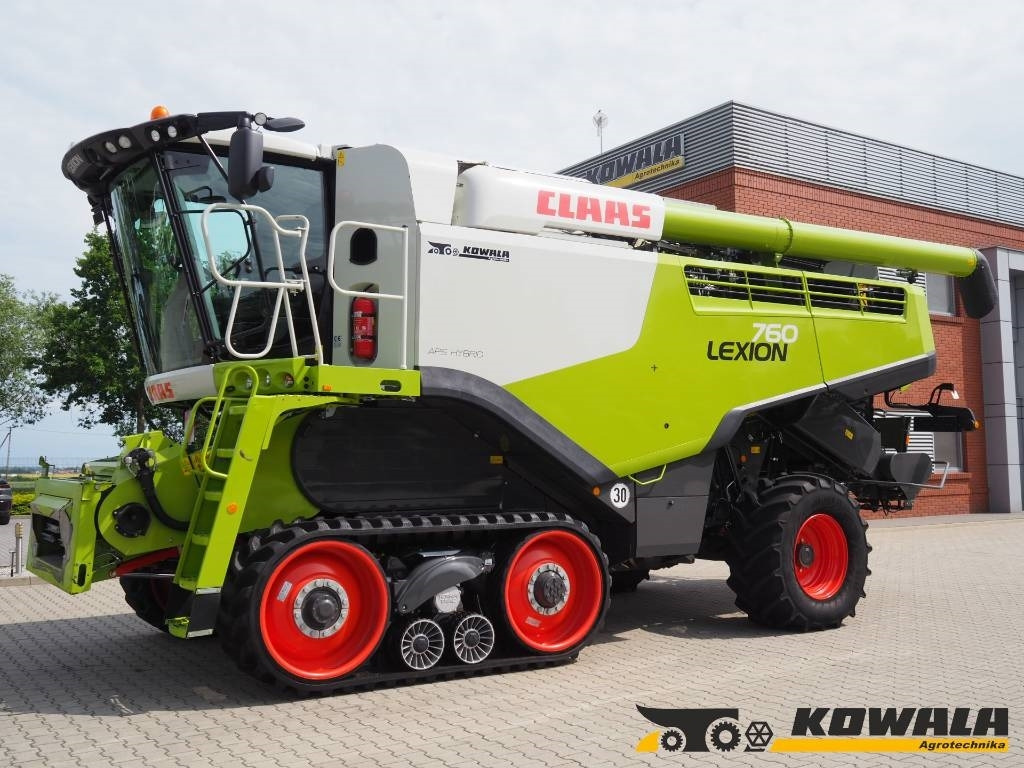 Claas Lexion 760TT + V930 - Labības kombains: foto 1 Claas Lexion 760TT + V930 - Labības kombains: foto 1