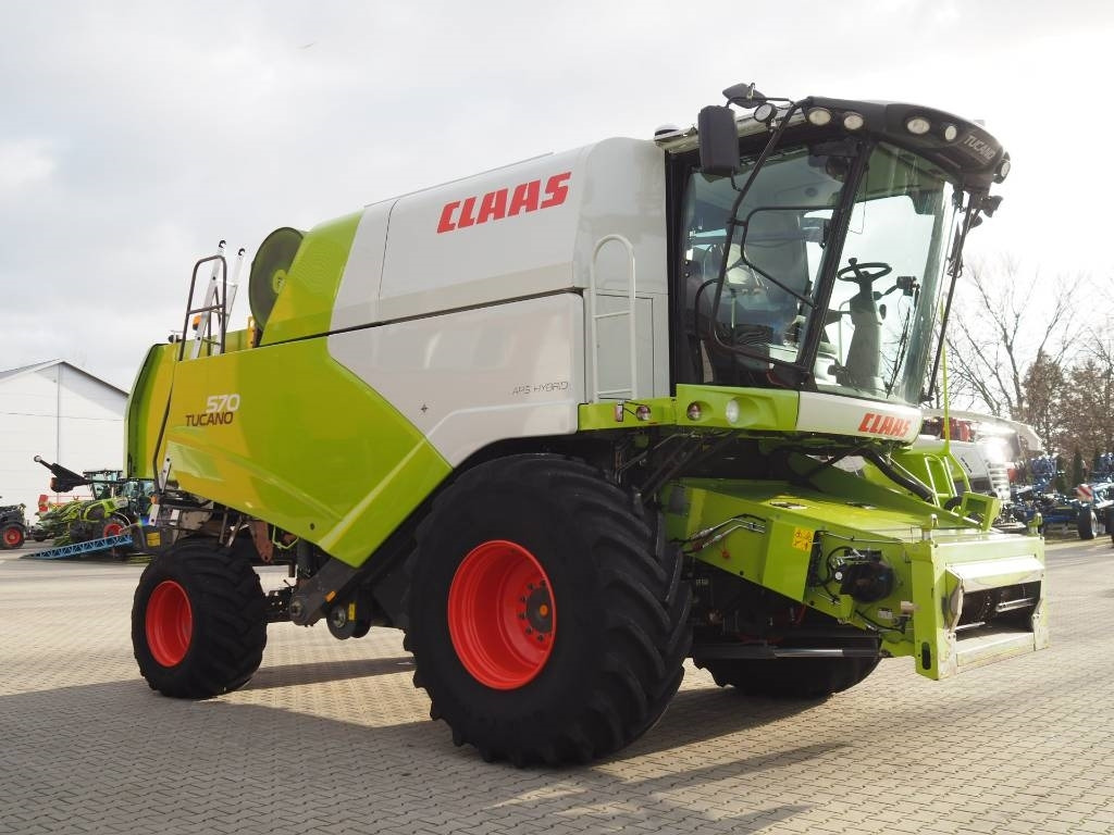 Claas Tucano 570 GPS + V770 - Labības kombains: foto 4 Claas Tucano 570 GPS + V770 - Labības kombains: foto 4