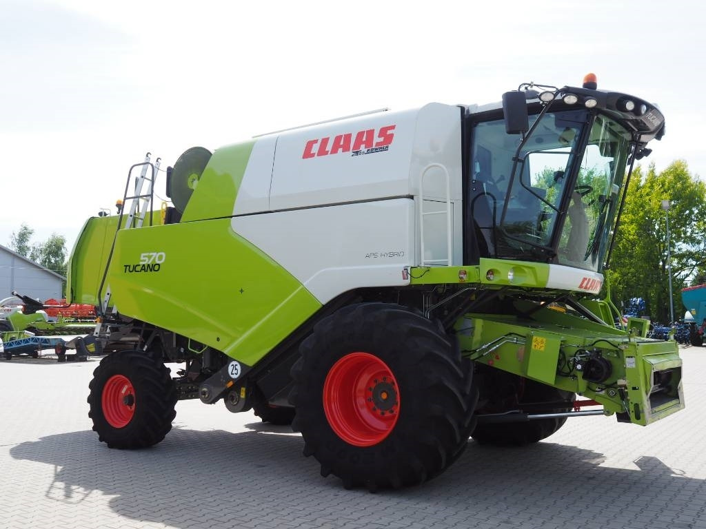 Claas Tucano 570 + V770 - Labības kombains: foto 4 Claas Tucano 570 + V770 - Labības kombains: foto 4