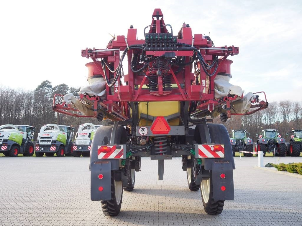 Hardi ALPHA Evo 4100i TWIN - Pašgājējmiglotājs: foto 4 Hardi ALPHA Evo 4100i TWIN - Pašgājējmiglotājs: foto 4