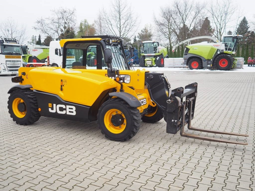 JCB 525-60 Hi-ViZ - Teleskopiskais riteņu iekrāvējs: foto 5 JCB 525-60 Hi-ViZ - Teleskopiskais riteņu iekrāvējs: foto 5