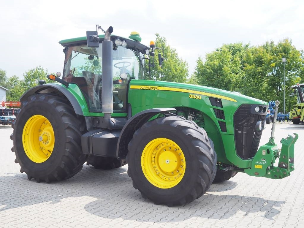John Deere 8530 AutoPower GPS - Traktors: foto 4 John Deere 8530 AutoPower GPS - Traktors: foto 4