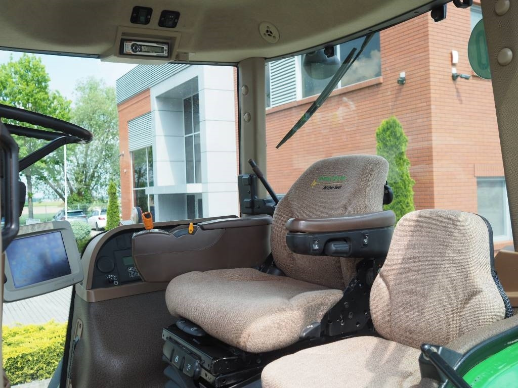 John Deere 8530 AutoPower GPS - Traktors: foto 5 John Deere 8530 AutoPower GPS - Traktors: foto 5