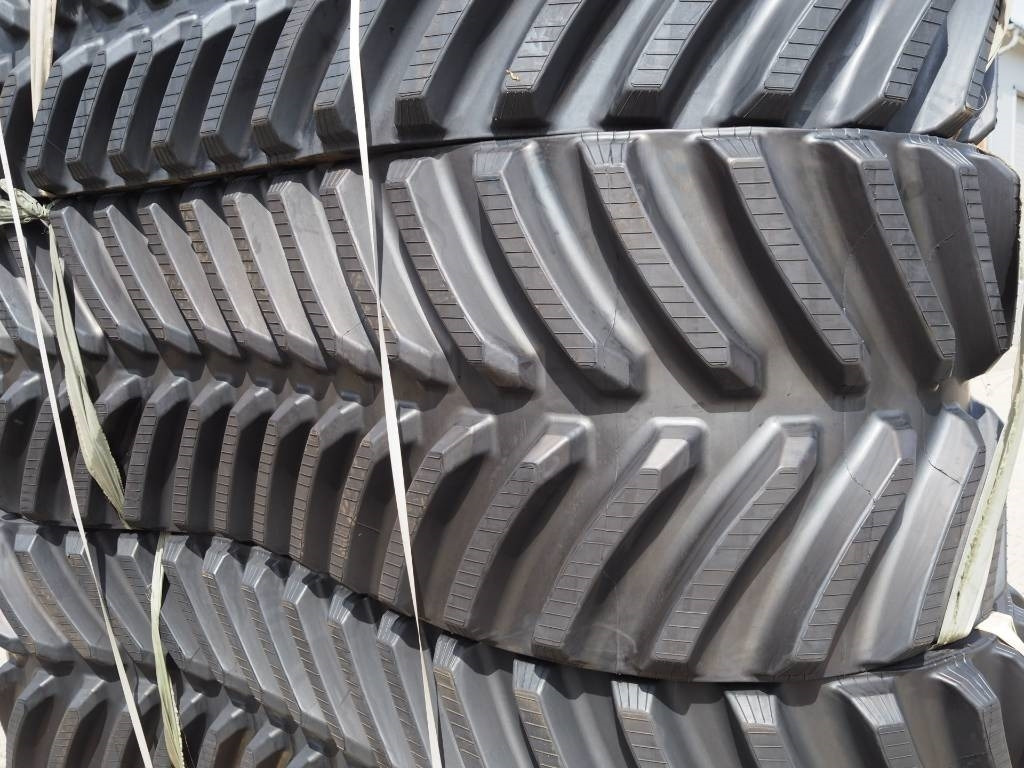 Jaunā Kāpurķēdes - Lauksaimniecības tehnika John Deere 8RX / Rubber belt / track / front / 18" / 457mm: foto 10
