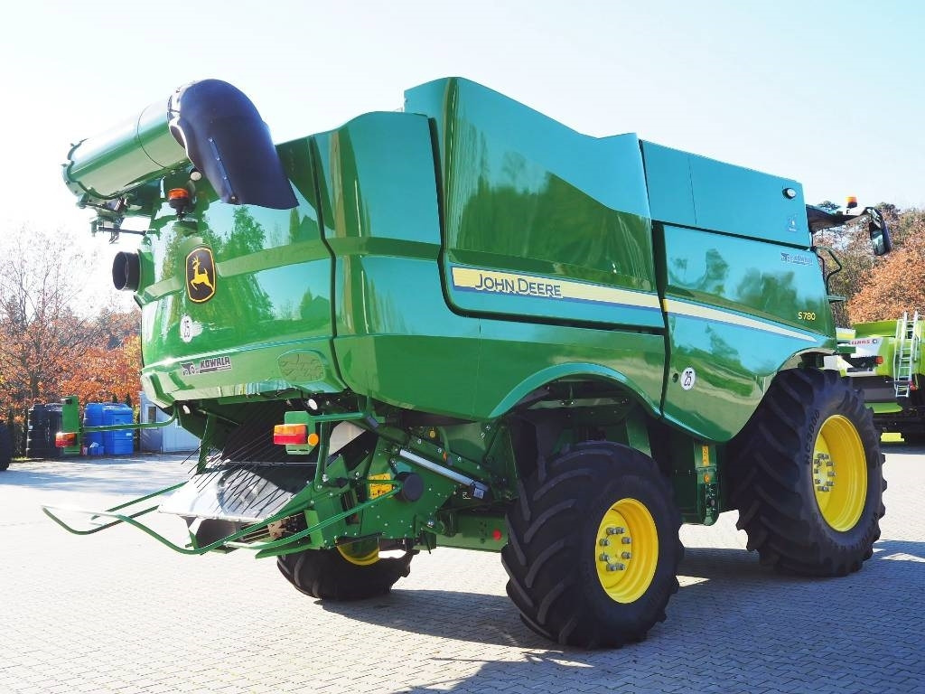 John Deere S780 + 730X - Labības kombains: foto 3 John Deere S780 + 730X - Labības kombains: foto 3