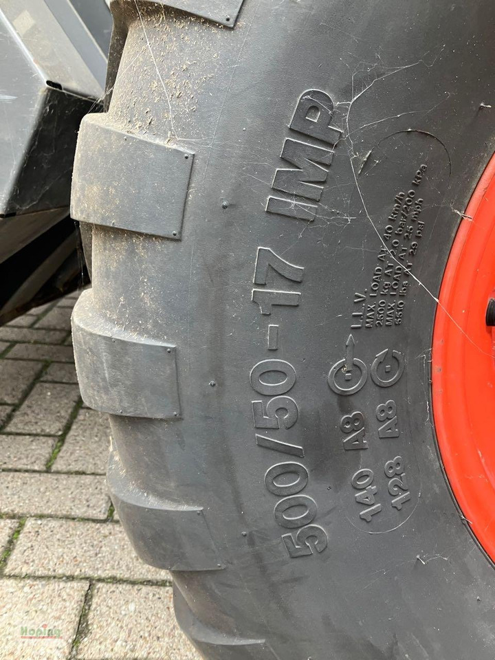 CLAAS Variant 385 - Rituļu prese: foto 5 CLAAS Variant 385 - Rituļu prese: foto 5