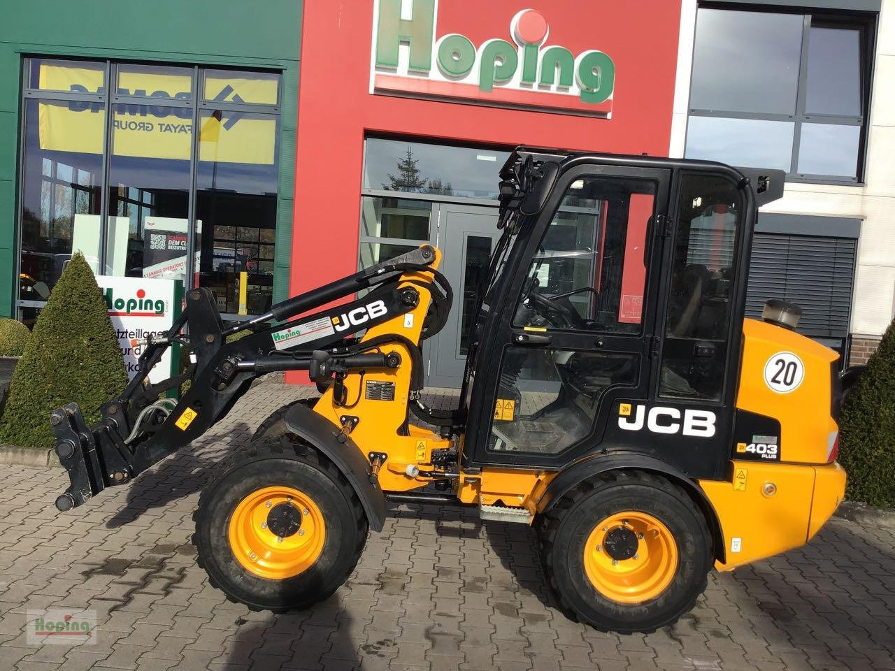JCB 403 PLUS - Mini iekrāvējs: foto 1 JCB 403 PLUS - Mini iekrāvējs: foto 1