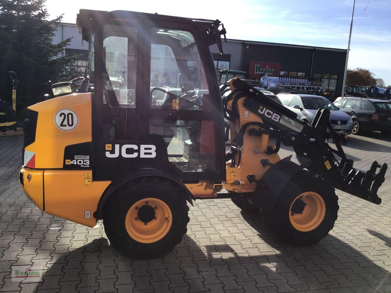JCB 403 PLUS - Mini iekrāvējs: foto 4 JCB 403 PLUS - Mini iekrāvējs: foto 4