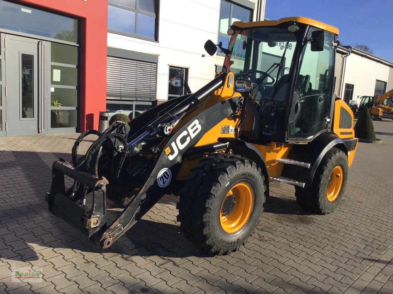 JCB 409 - Riteņu iekrāvējs: foto 2 JCB 409 - Riteņu iekrāvējs: foto 2