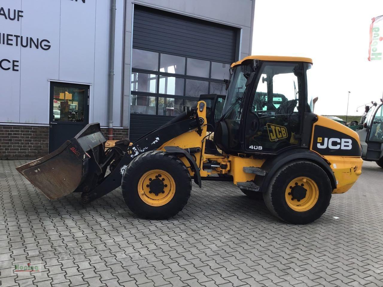 JCB 409 - Riteņu iekrāvējs: foto 1 JCB 409 - Riteņu iekrāvējs: foto 1