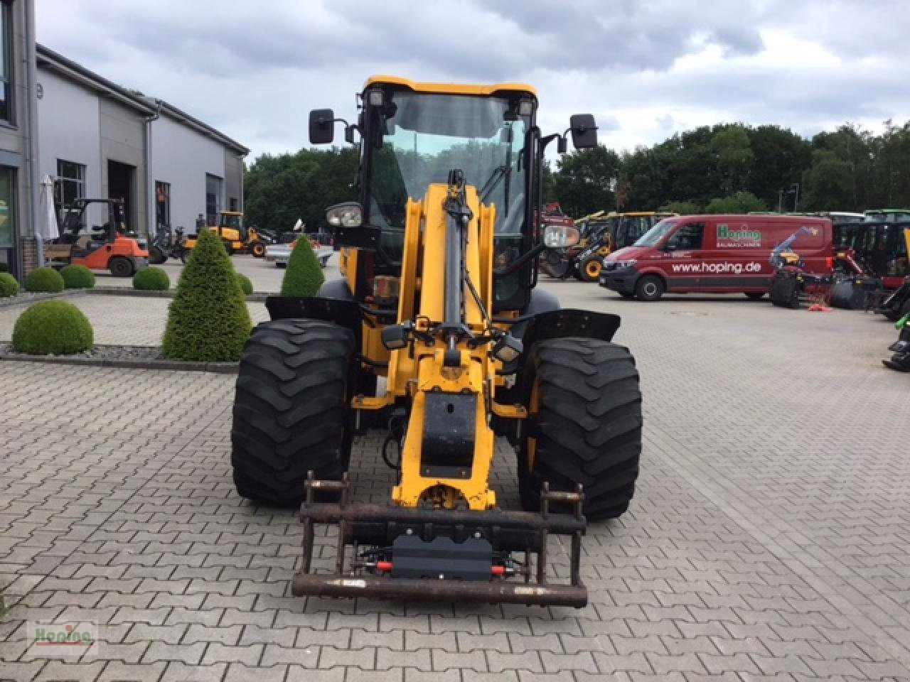 JCB TM 220 - Riteņu iekrāvējs: foto 3 JCB TM 220 - Riteņu iekrāvējs: foto 3