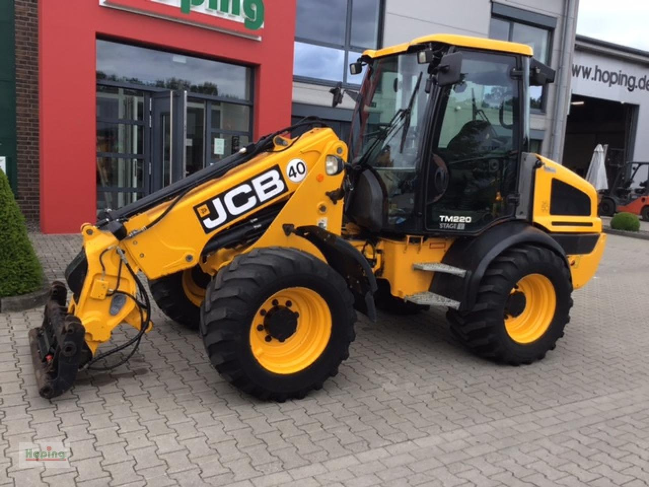 JCB TM 220 - Riteņu iekrāvējs: foto 2 JCB TM 220 - Riteņu iekrāvējs: foto 2