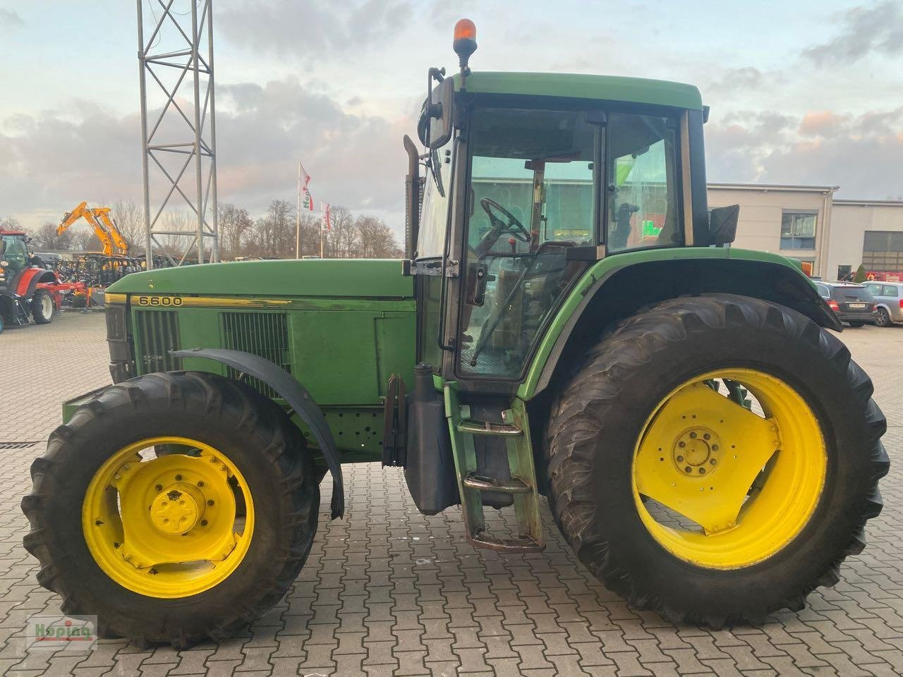 John Deere 6600 - Traktors: foto 4 John Deere 6600 - Traktors: foto 4