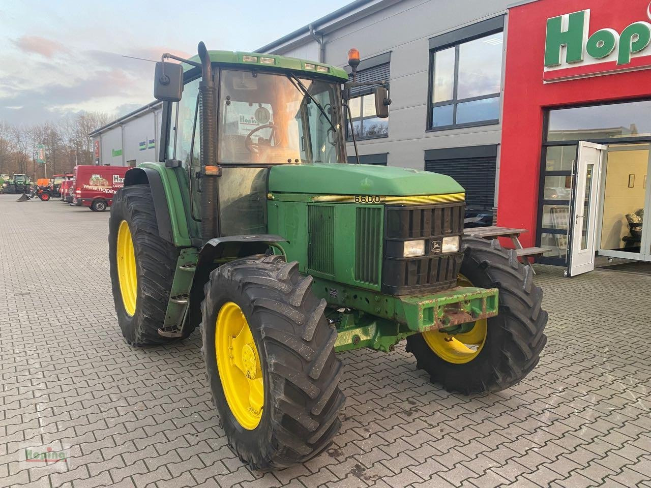 John Deere 6600 - Traktors: foto 2 John Deere 6600 - Traktors: foto 2
