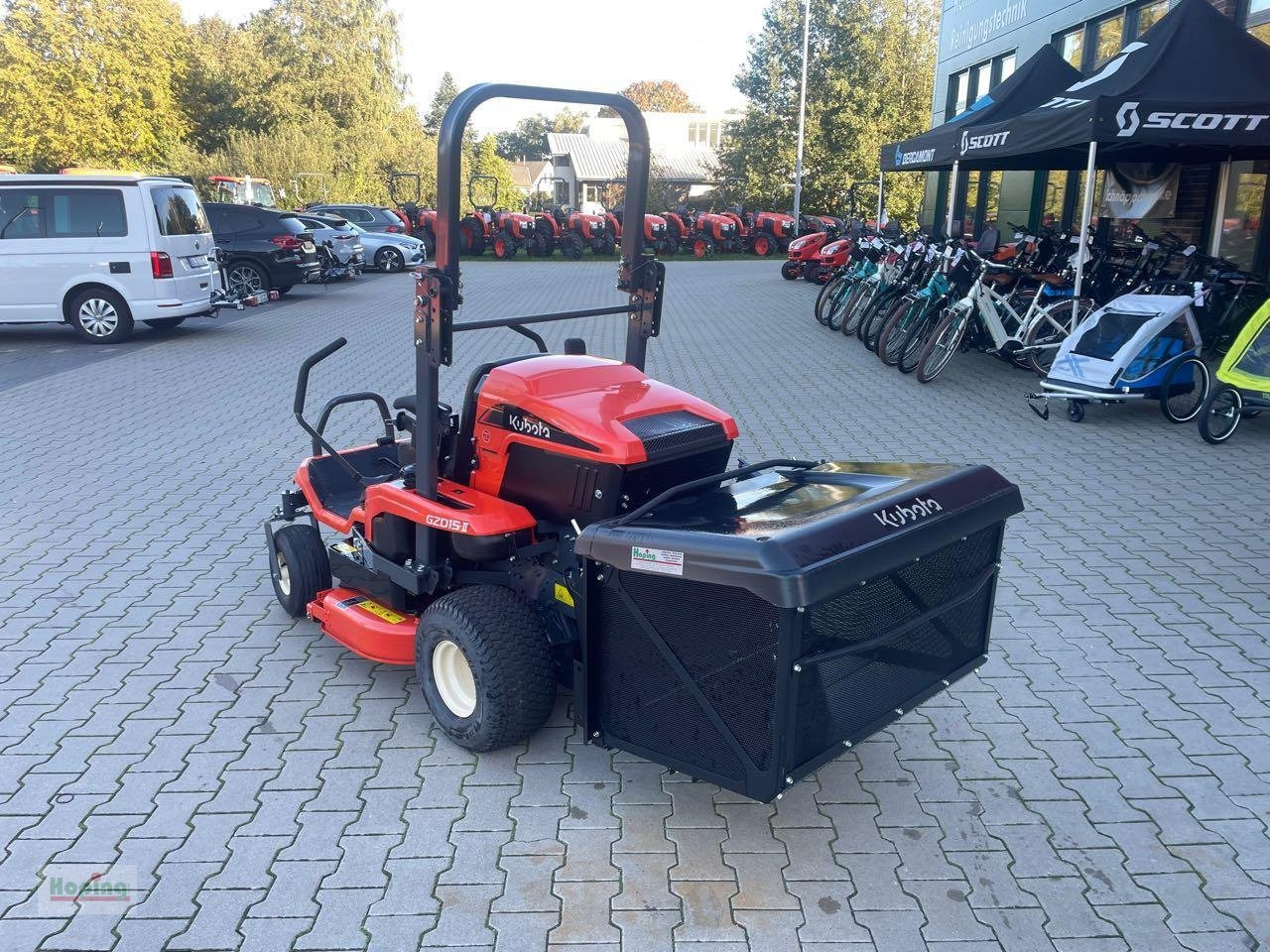 Kubota GZD 15 LD - Zāles pļāvējs: foto 2 Kubota GZD 15 LD - Zāles pļāvējs: foto 2