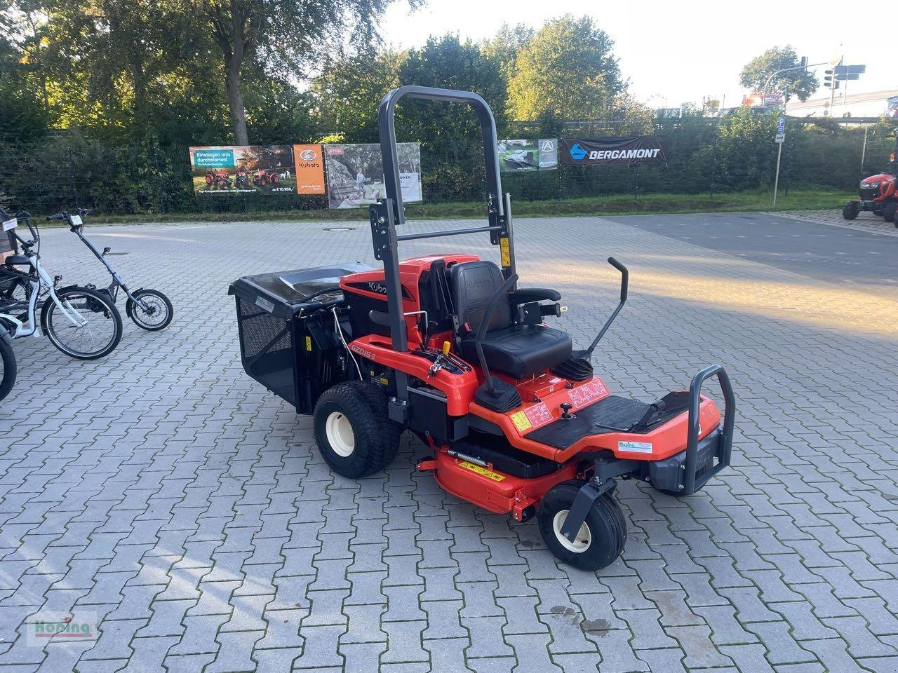 Kubota GZD 15 LD - Zāles pļāvējs: foto 5 Kubota GZD 15 LD - Zāles pļāvējs: foto 5