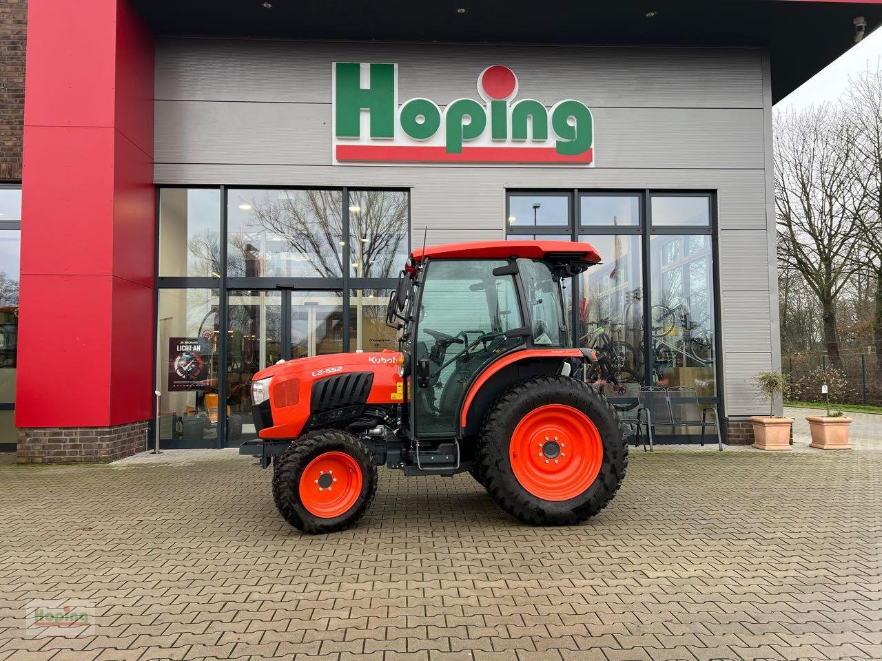 Kubota L2-552 DHC - Komunālais traktors: foto 2 Kubota L2-552 DHC - Komunālais traktors: foto 2