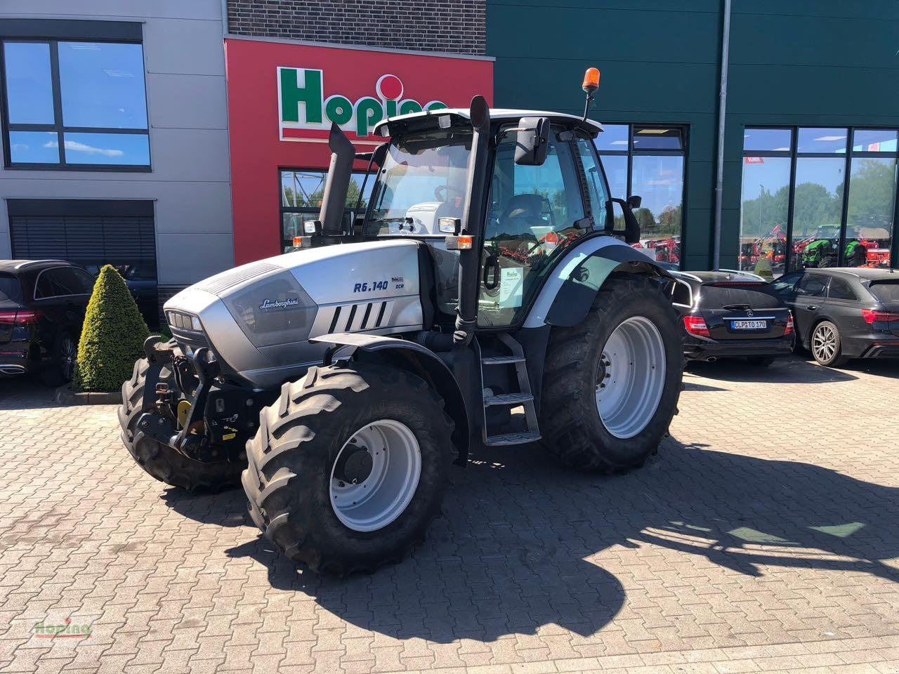 Lamborghini R6 140 Deutz M610 - Traktors: foto 1 Lamborghini R6 140 Deutz M610 - Traktors: foto 1