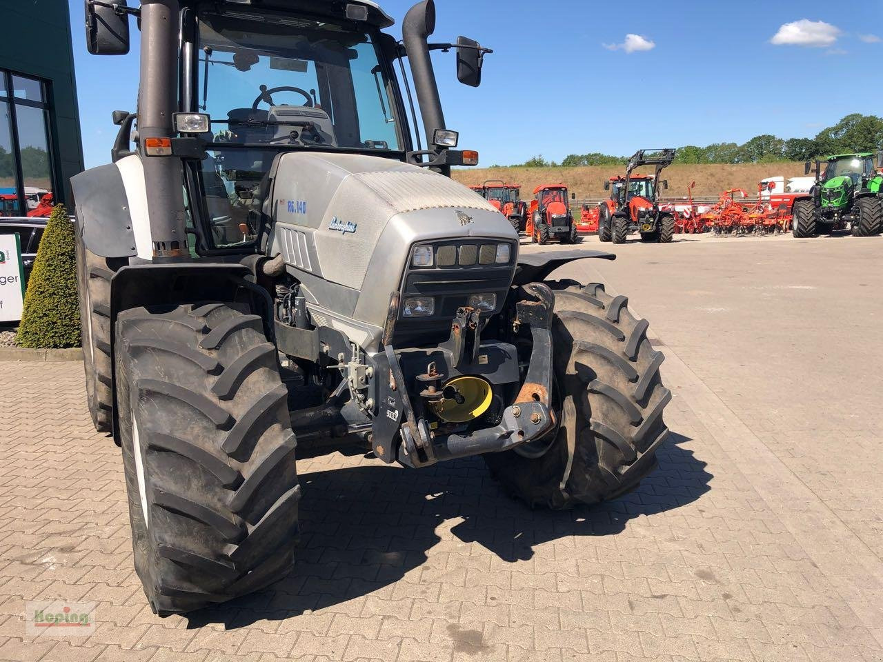 Lamborghini R6 140 Deutz M610 - Traktors: foto 4 Lamborghini R6 140 Deutz M610 - Traktors: foto 4