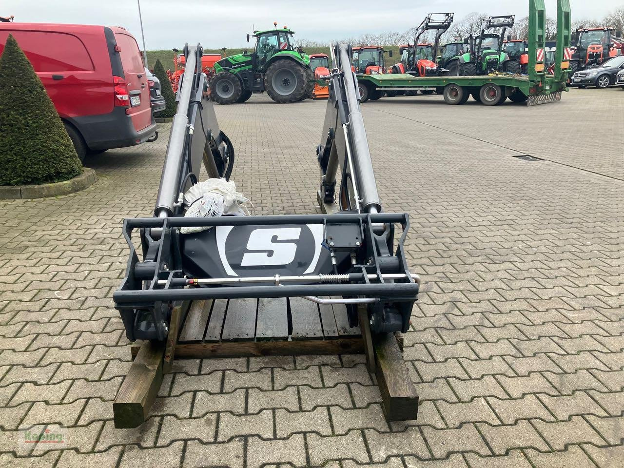 Stoll FZ 41-25 - Frontālais iekrāvējs: foto 4 Stoll FZ 41-25 - Frontālais iekrāvējs: foto 4