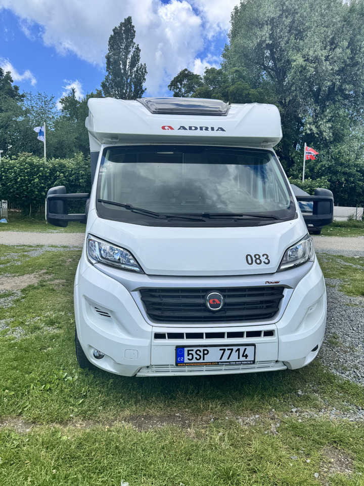 ADRIA Matrix 670 SL - Daļēji integrētais kemperis: foto 2 ADRIA Matrix 670 SL - Daļēji integrētais kemperis: foto 2