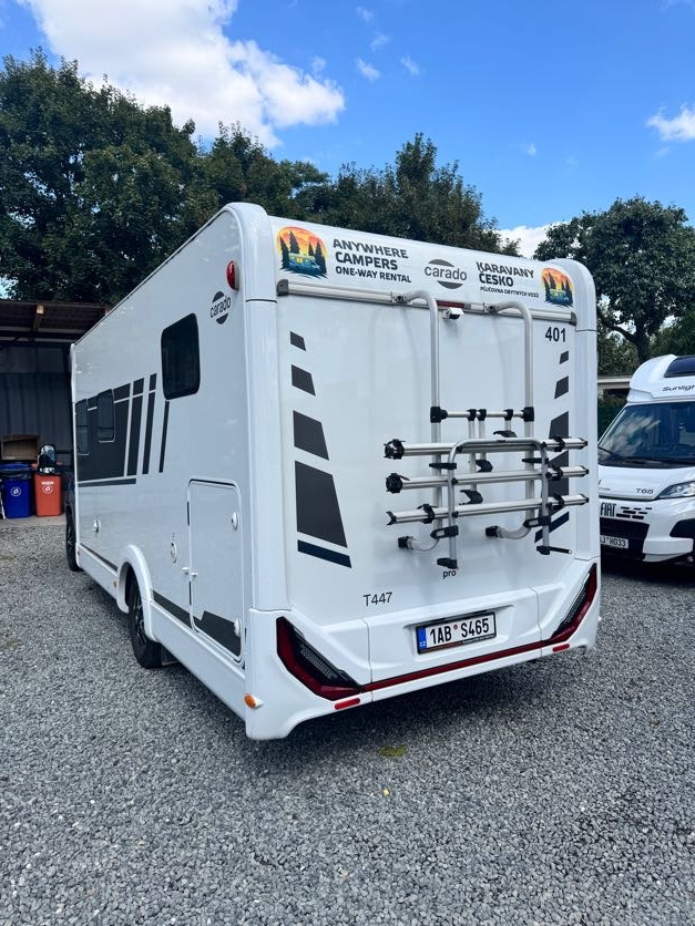 CARADO T447 PRO+ , camera, radio, awning, bike holder, LPG, ALU - Daļēji integrētais kemperis: foto 3 CARADO T447 PRO+ , camera, radio, awning, bike holder, LPG, ALU - Daļēji integrētais kemperis: foto 3