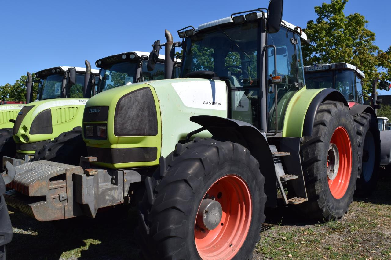 CLAAS Ares 826 RZ - Traktors: foto 1 CLAAS Ares 826 RZ - Traktors: foto 1