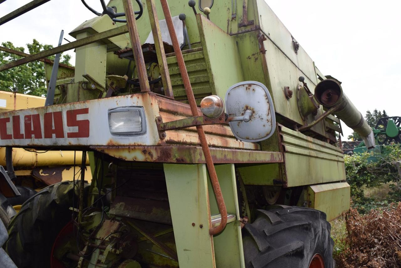 CLAAS Dominator 98 + Senator *zur Teileverwertung* - Labības kombains: foto 3 CLAAS Dominator 98 + Senator *zur Teileverwertung* - Labības kombains: foto 3