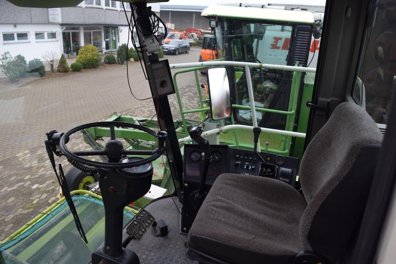 CLAAS Jaguar 860 - Lopbarības kombains: foto 5 CLAAS Jaguar 860 - Lopbarības kombains: foto 5