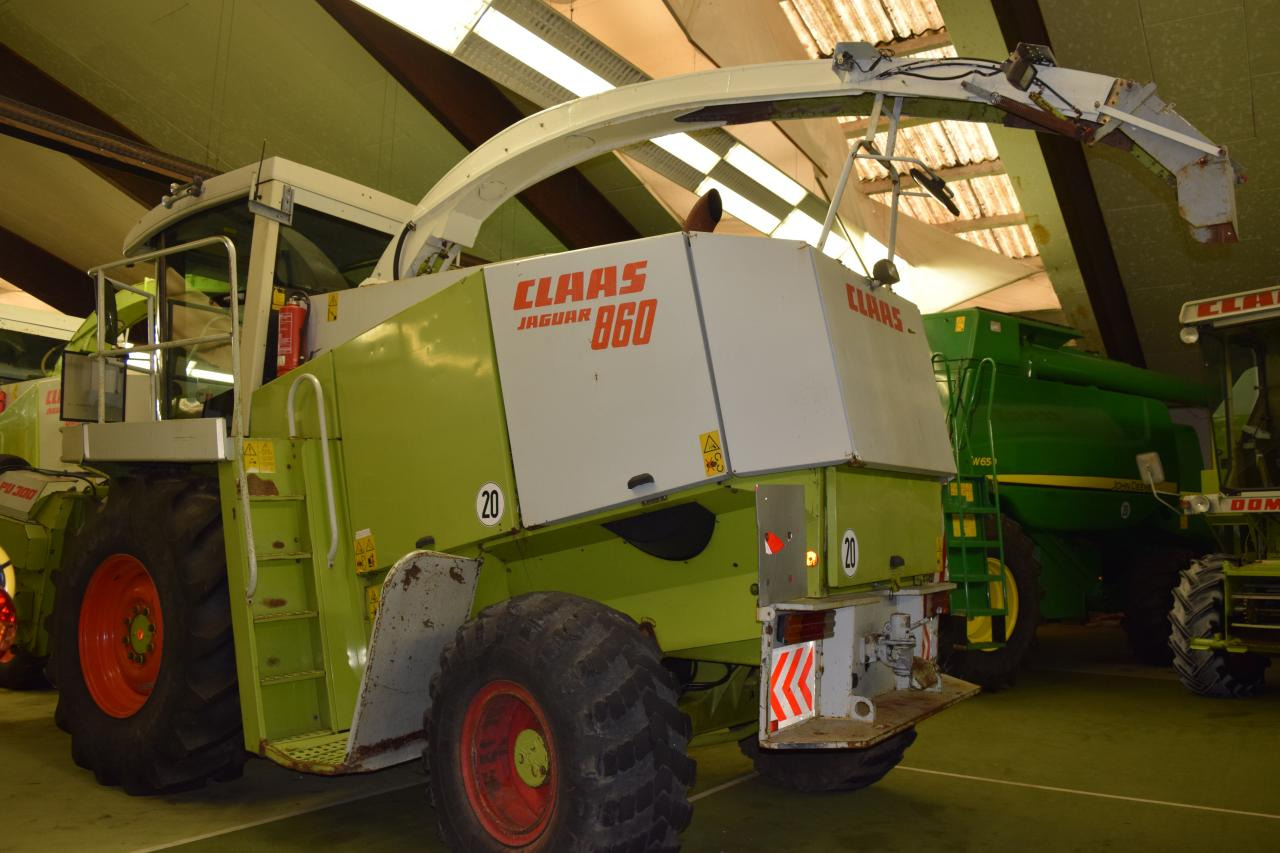 CLAAS Jaguar 860 - Lopbarības kombains: foto 3 CLAAS Jaguar 860 - Lopbarības kombains: foto 3