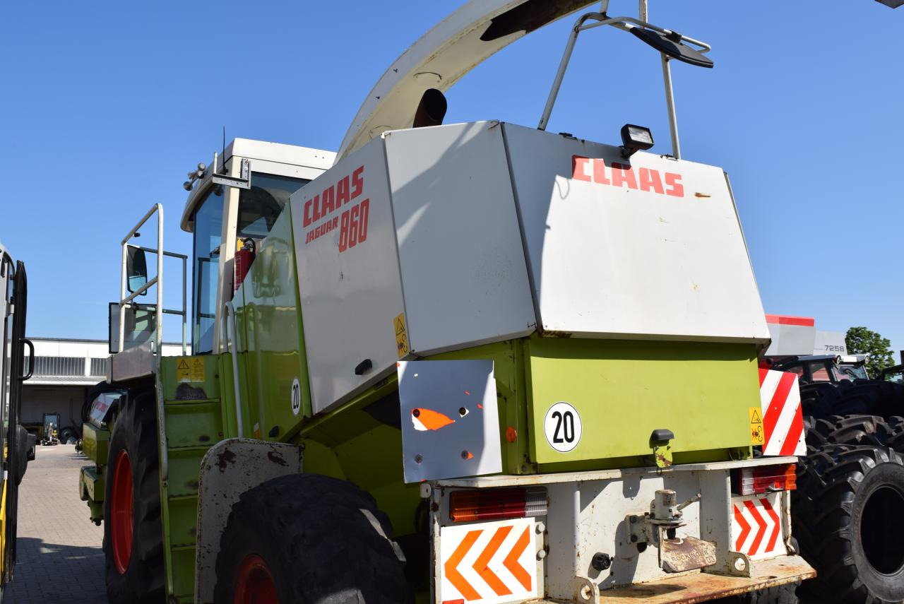 CLAAS Jaguar 860 - Lopbarības kombains: foto 4 CLAAS Jaguar 860 - Lopbarības kombains: foto 4