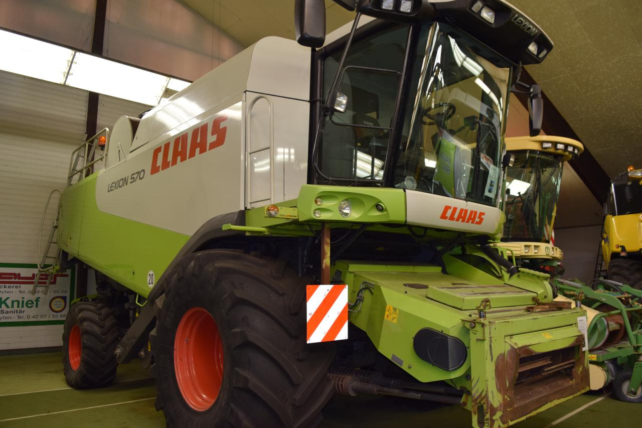CLAAS Lexion 570 *3-D* *4x4* - Labības kombains: foto 1 CLAAS Lexion 570 *3-D* *4x4* - Labības kombains: foto 1