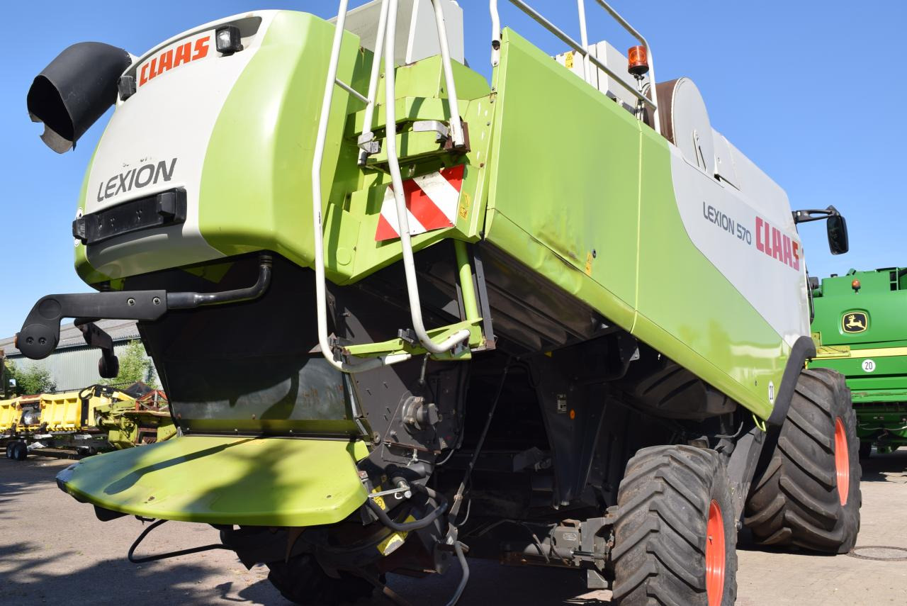 CLAAS Lexion 570 *4x4* - Labības kombains: foto 3 CLAAS Lexion 570 *4x4* - Labības kombains: foto 3