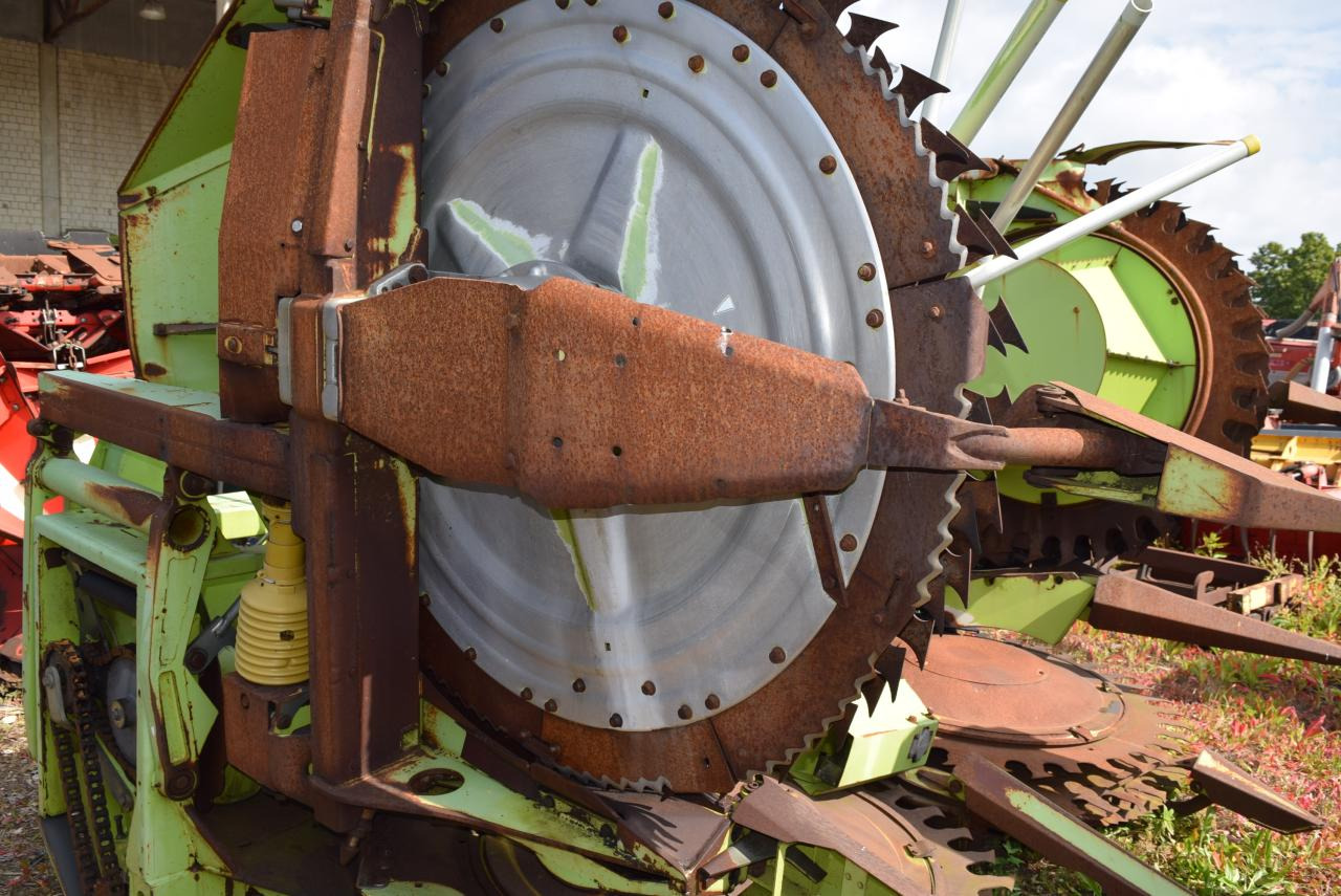 CLAAS RU 600 - Kukurūzas heders: foto 2 CLAAS RU 600 - Kukurūzas heders: foto 2