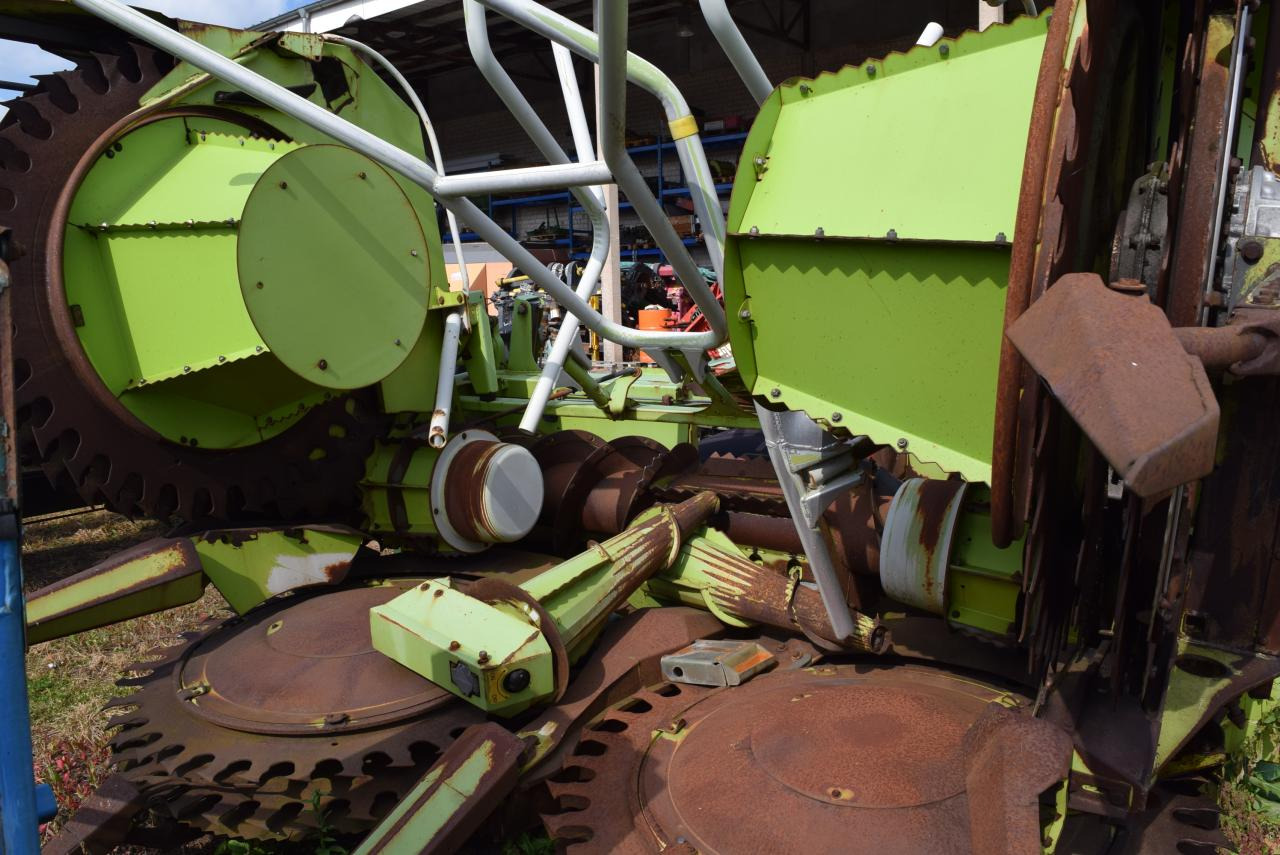 CLAAS RU 600 - Kukurūzas heders: foto 4 CLAAS RU 600 - Kukurūzas heders: foto 4