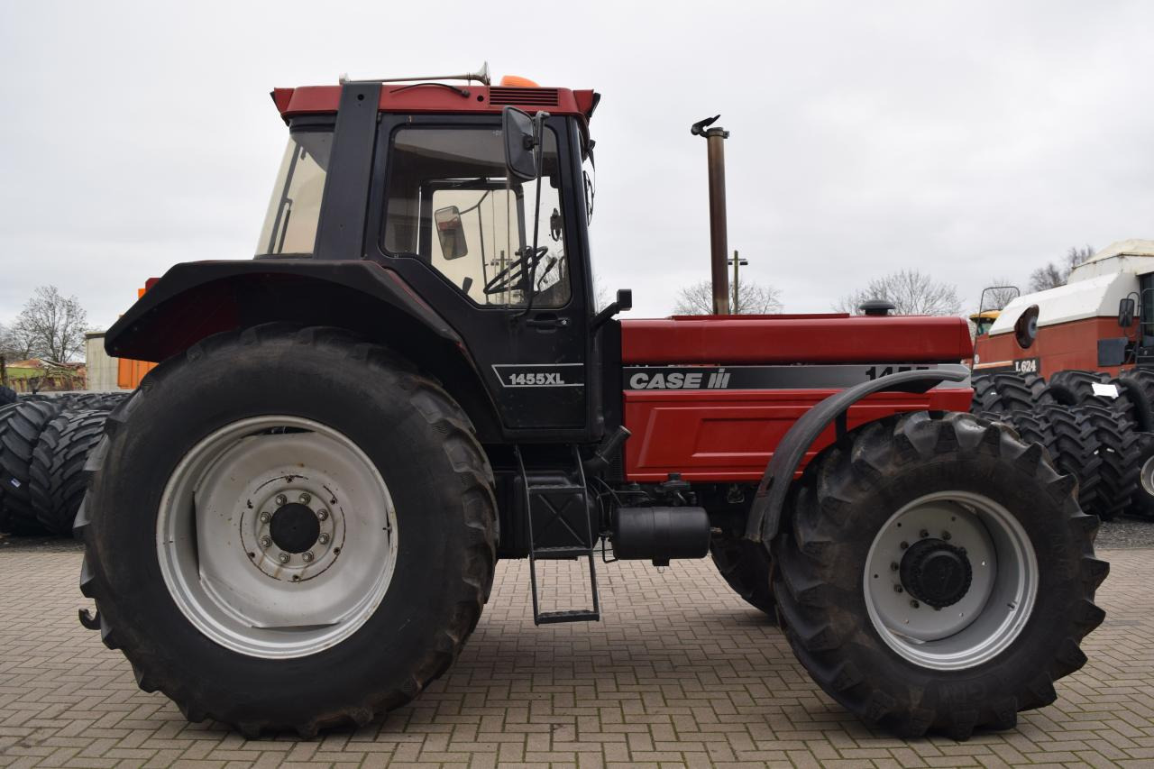 Case-IH 1455 XL A - Traktors: foto 2 Case-IH 1455 XL A - Traktors: foto 2