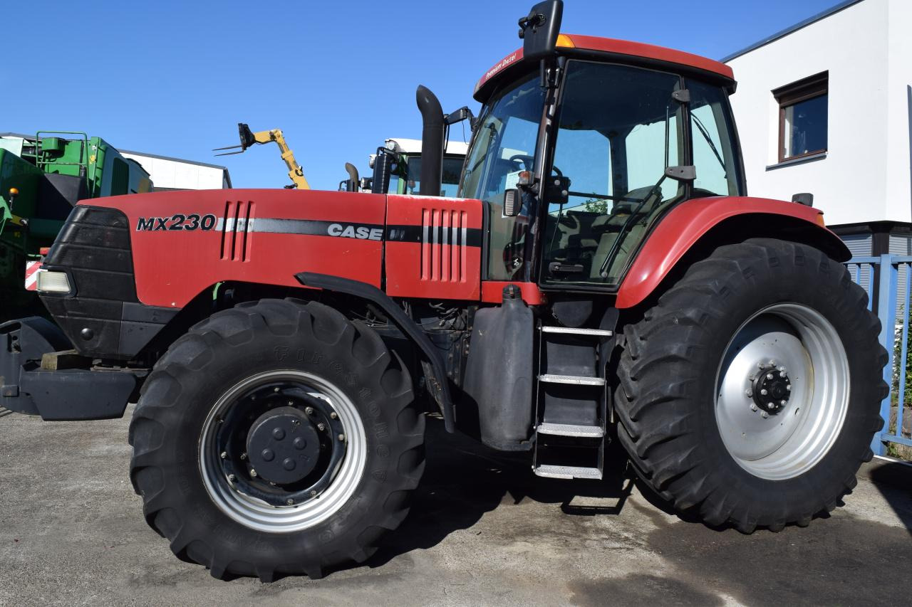 Case-IH MX 230 Magnum - Traktors: foto 3 Case-IH MX 230 Magnum - Traktors: foto 3